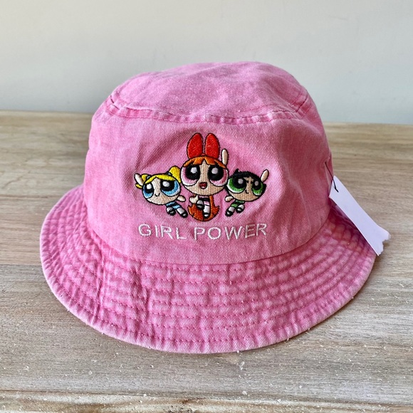 Zumiez Other - Zumiez Powder Puff Bucket Hat